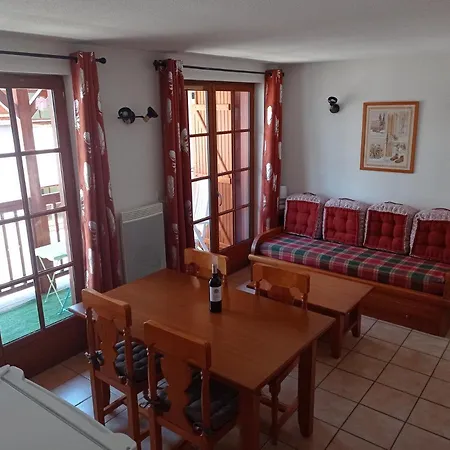 Agreable Appartement Avec Balcon Dans Residence Calme Cauterets Exterior photo